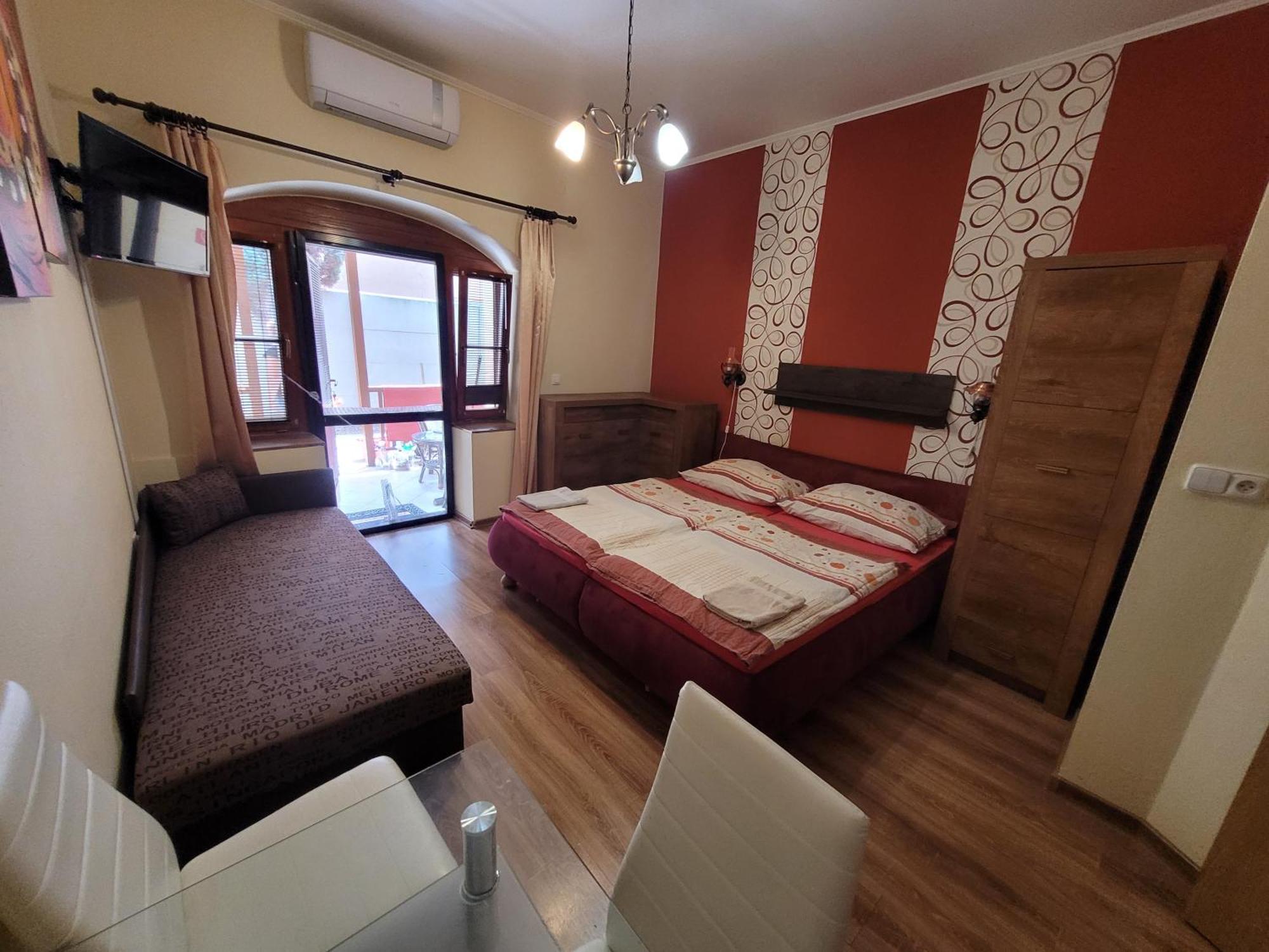 Penzion Korzo Štúrovo Esterno foto