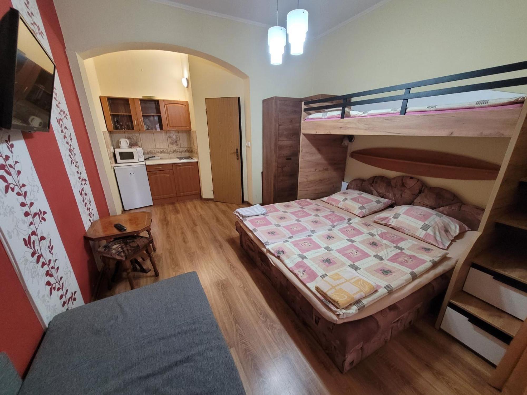 Penzion Korzo Štúrovo Esterno foto