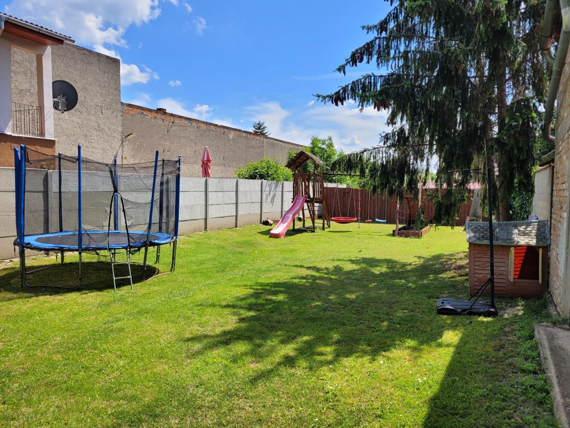 Penzion Korzo Štúrovo Esterno foto