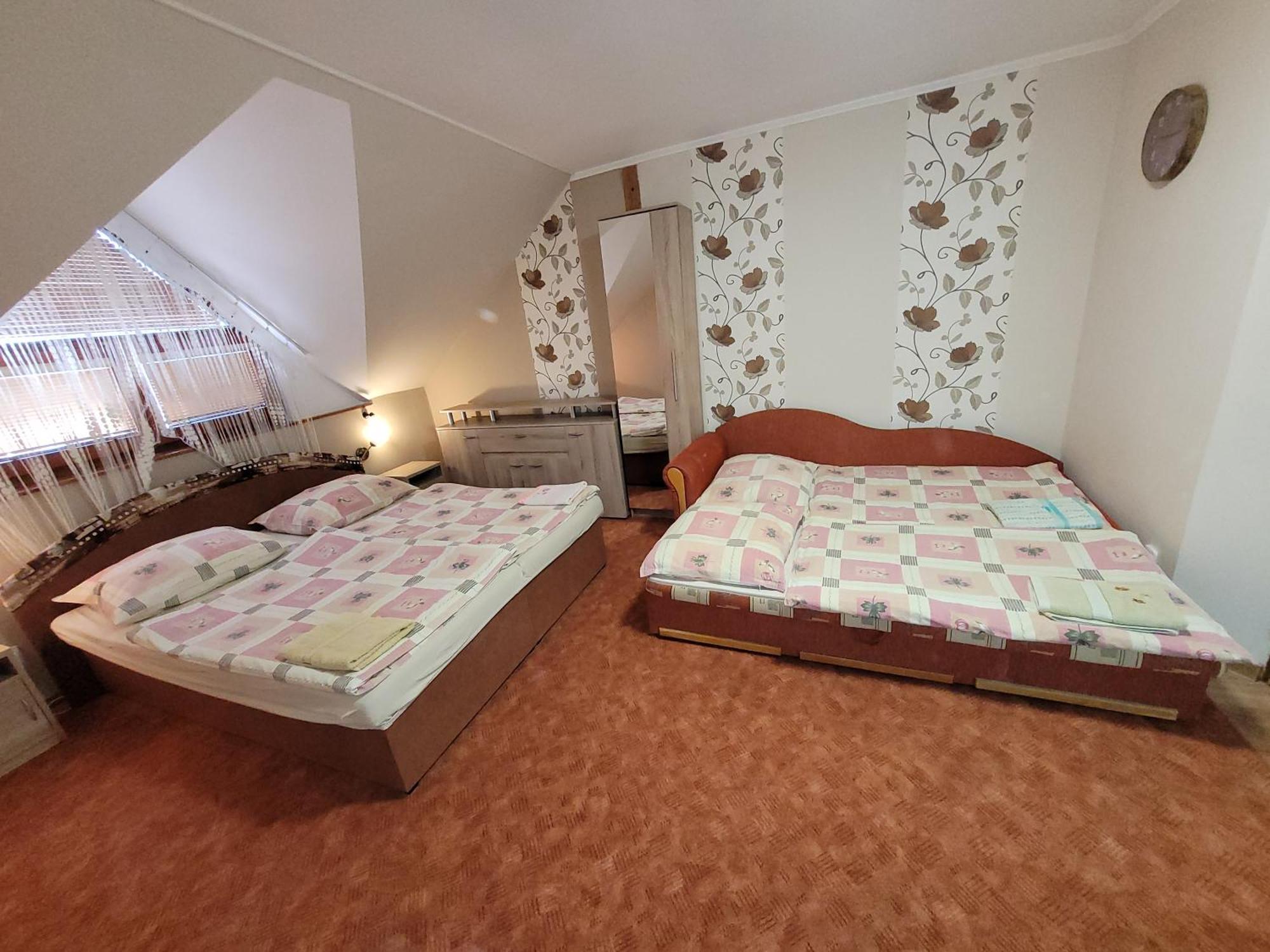Penzion Korzo Štúrovo Esterno foto
