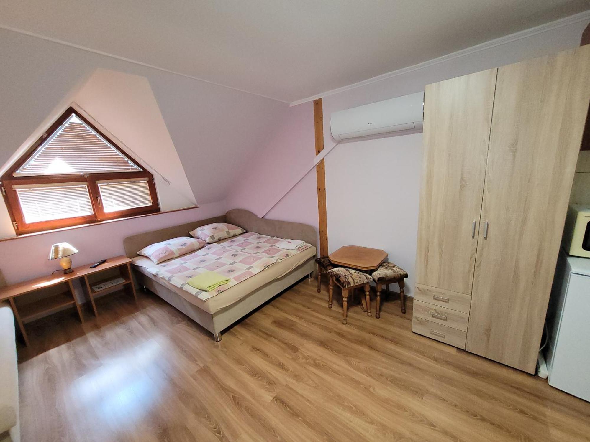Penzion Korzo Štúrovo Esterno foto